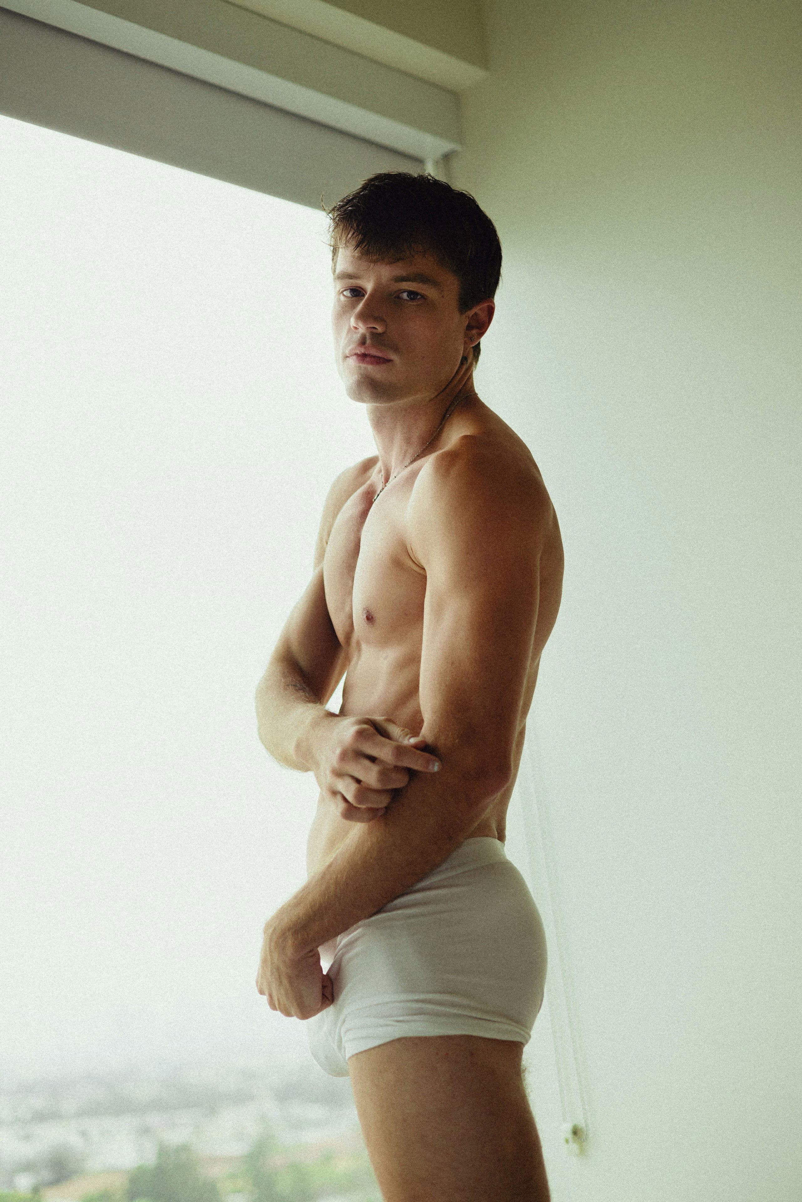 aaron portfolio image 16